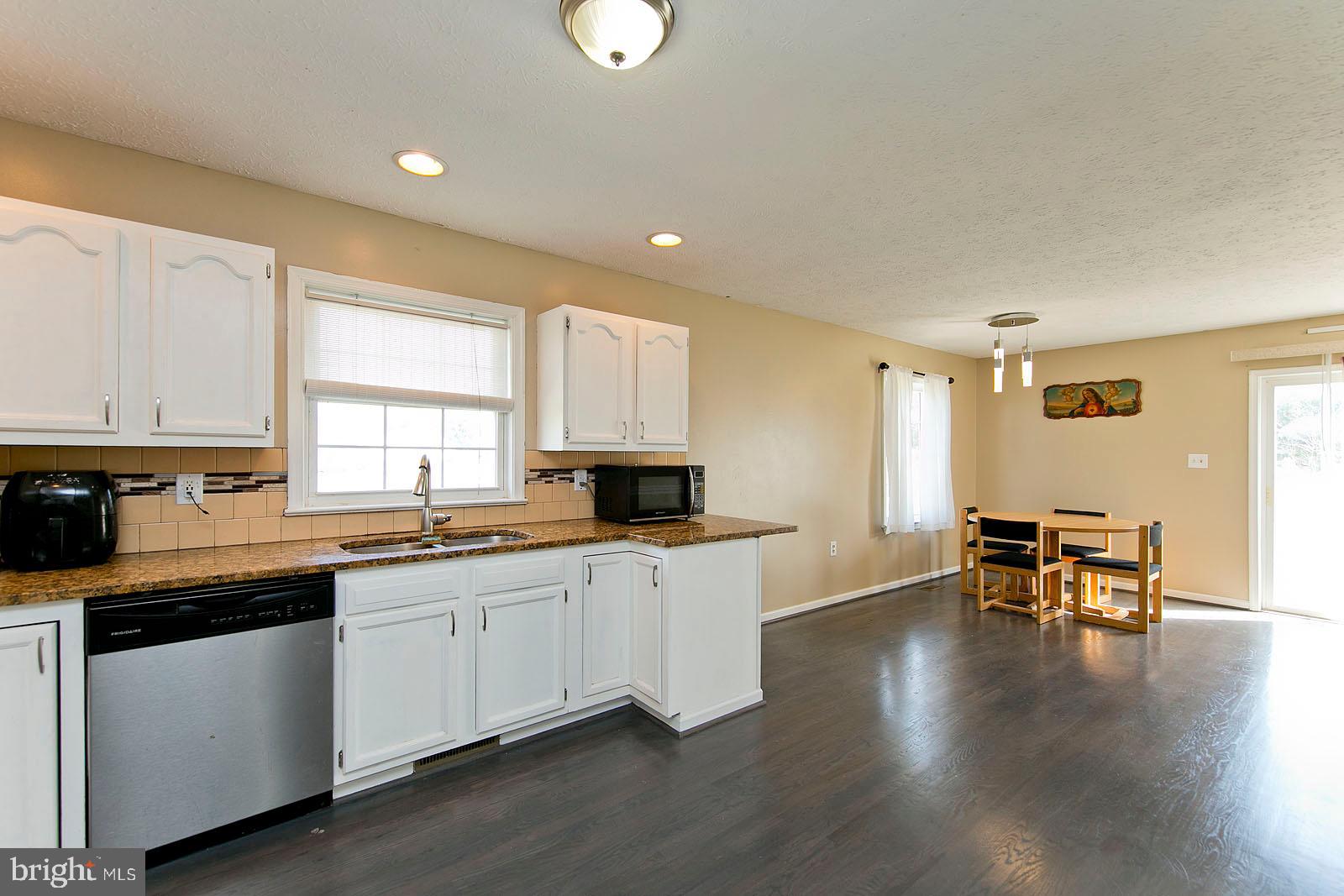 580 Ridgeview Road Capon Bridge, VA 26711 - Photo 18 of 44 Kitchen