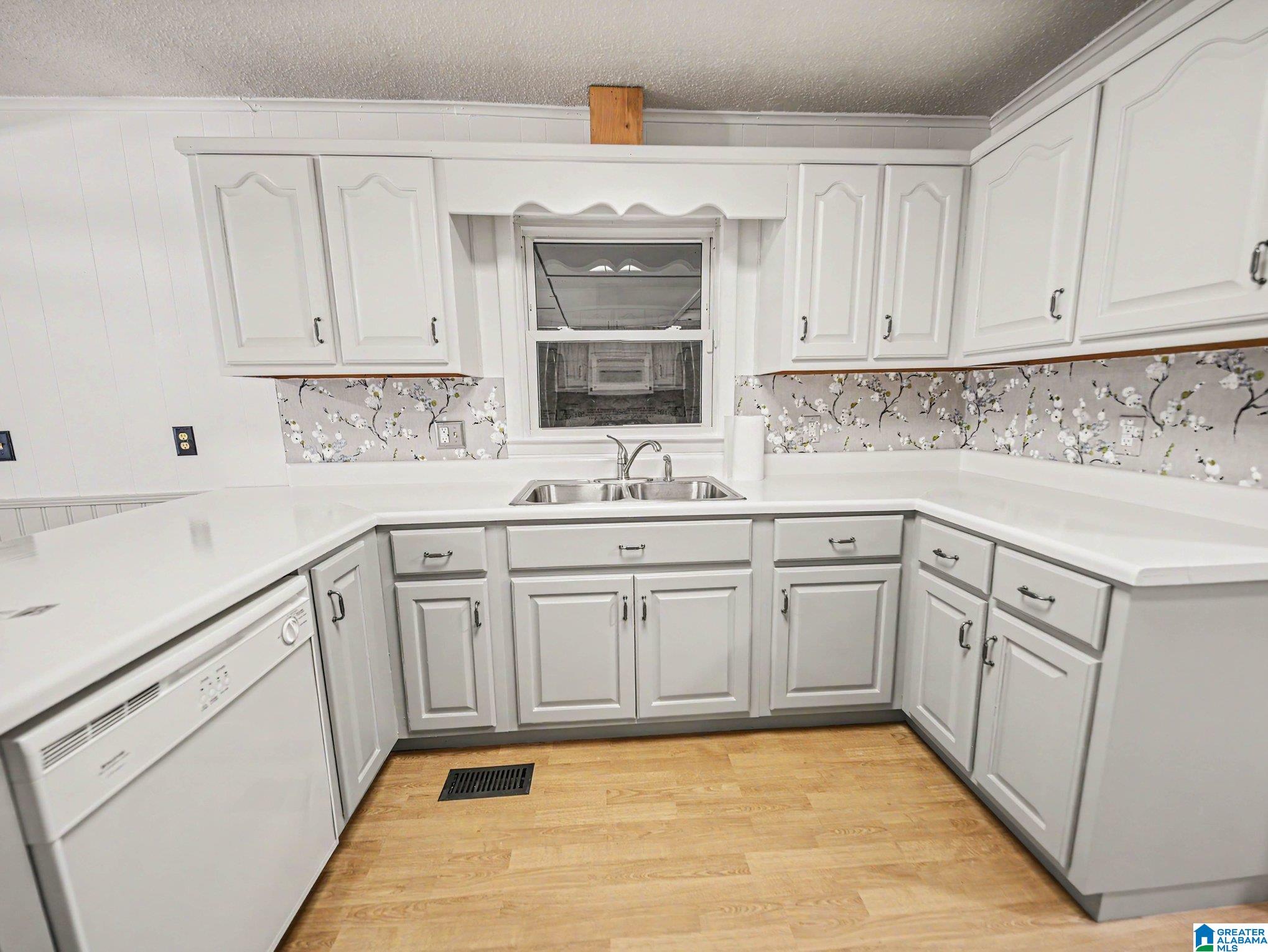 1230 Calvert Road Cullman, AL 35057 - Photo 9 of 22