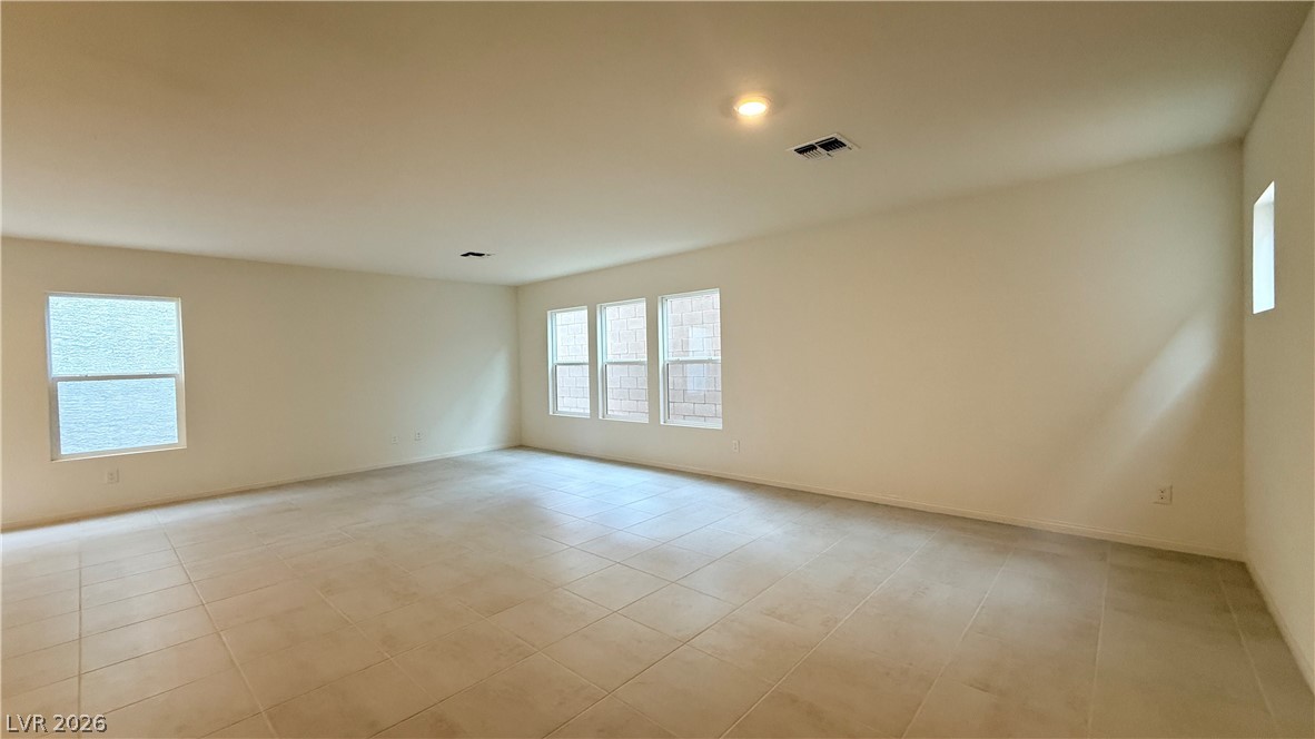 9249 Innot Avenue Las Vegas, NV 89148 - Photo 7 of 29