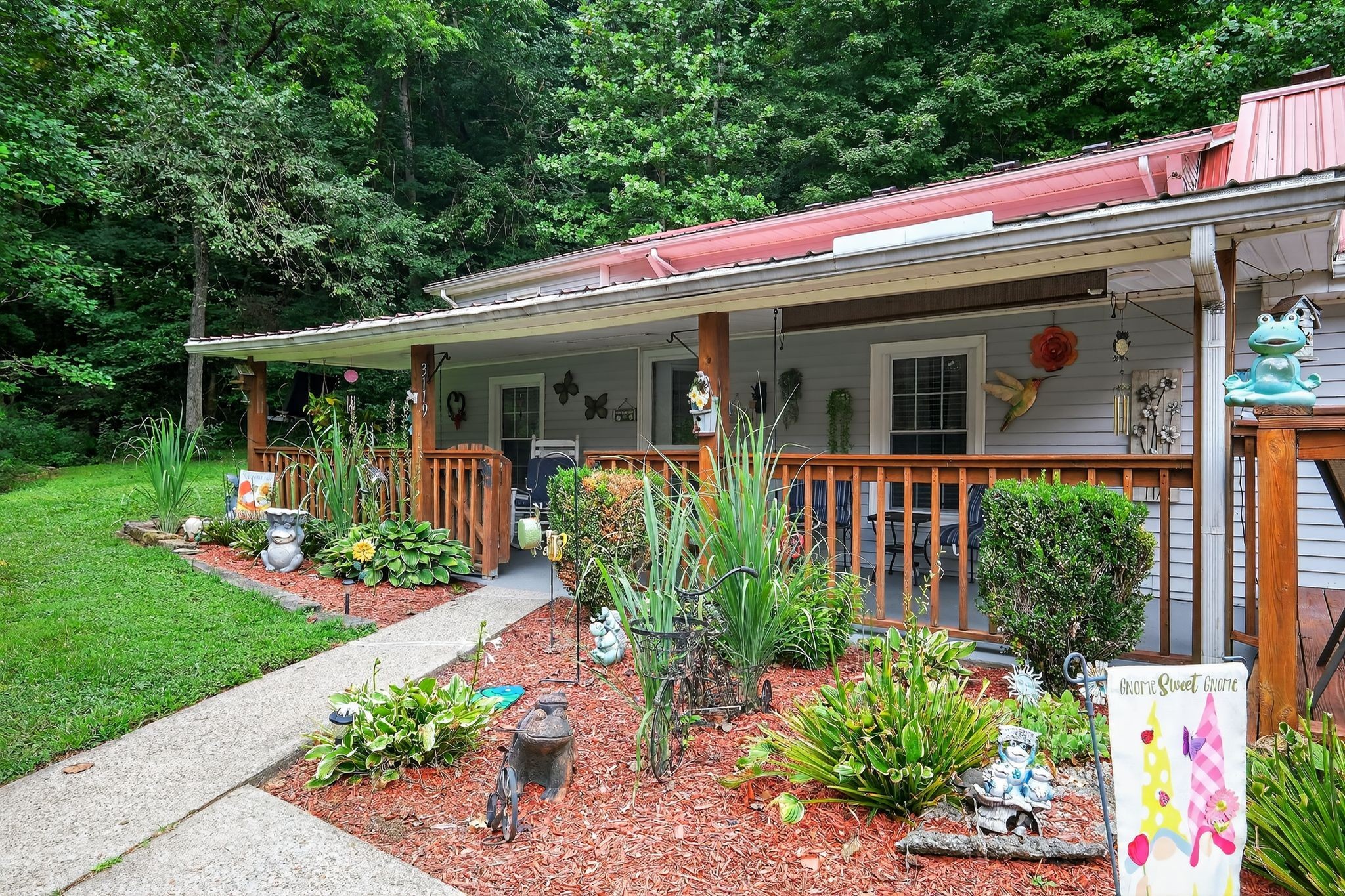 3119 Tyree Springs Road Hendersonville, TN 37075 - Photo 28 of 61 a view of a house with potted plants