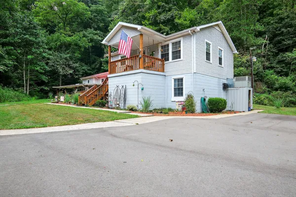 $639,900 | 3119 Tyree Springs Road, Hendersonville, TN 37075