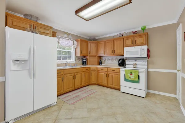 $639,900 | 3119 Tyree Springs Road, Hendersonville, TN 37075