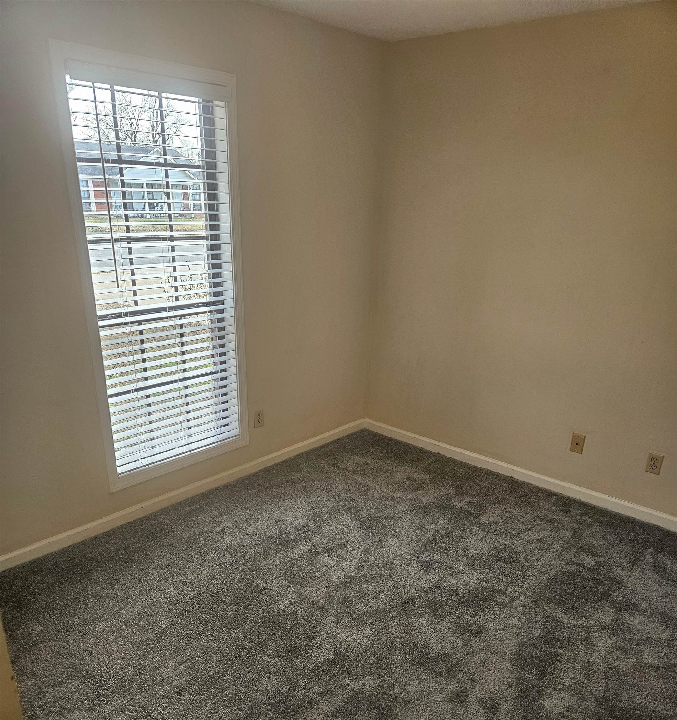 4262 Water Briar Road Millington, TN 38053 - Photo 18 of 21 Unfurnished room with baseboards and dark carpet