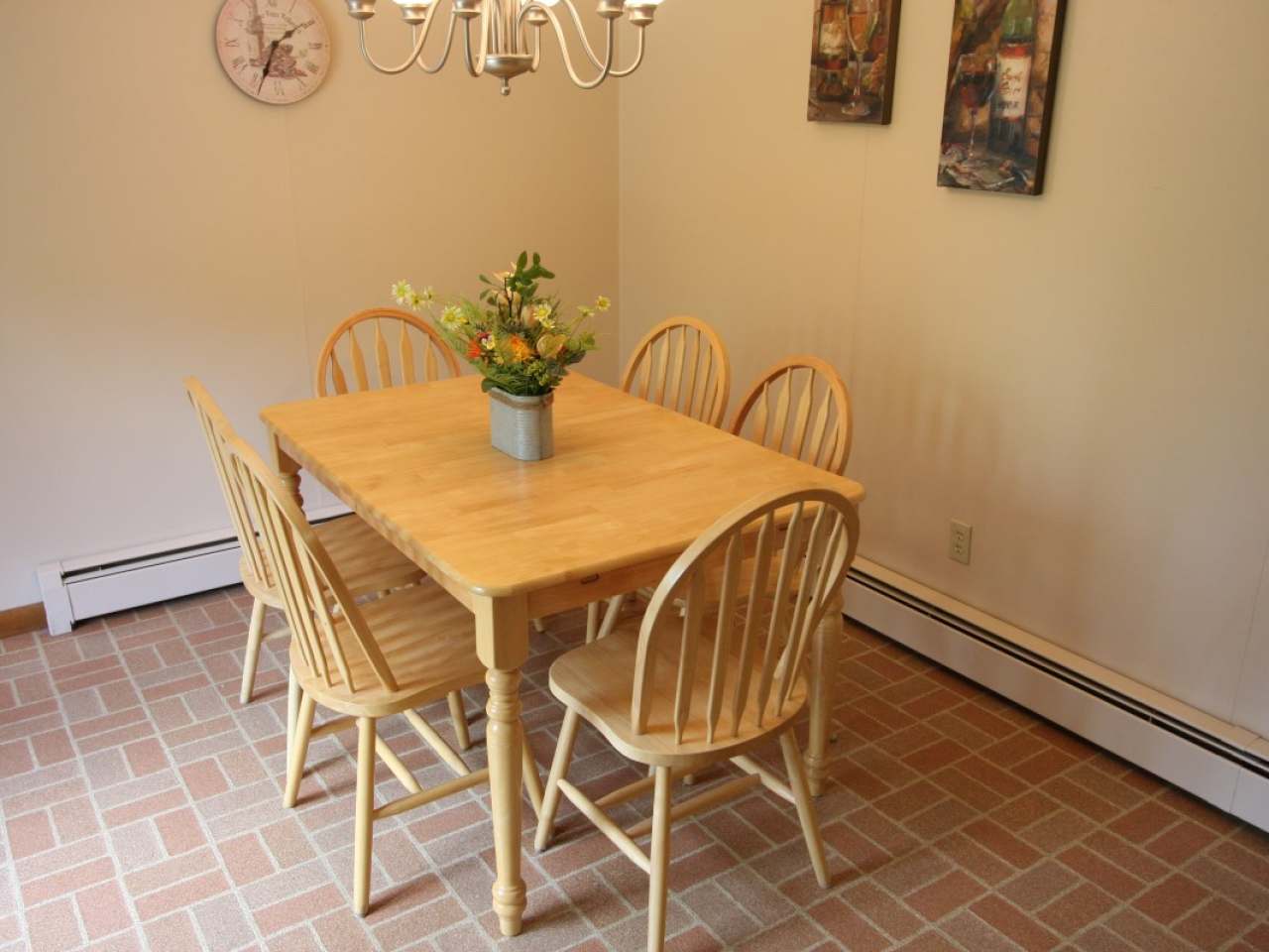 146 East Larch Street Rhinelander, WI 54501 - Photo 9 of 21 Gallery Image 9