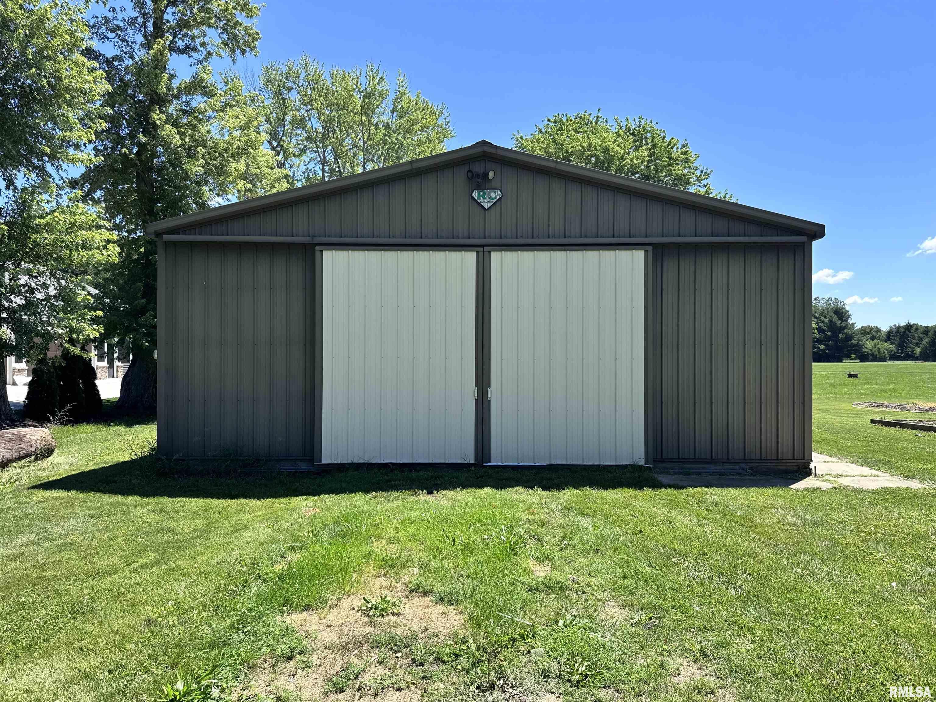 5640 Iron Bridge Road Chatham, IL 62629 - Photo 6 of 7