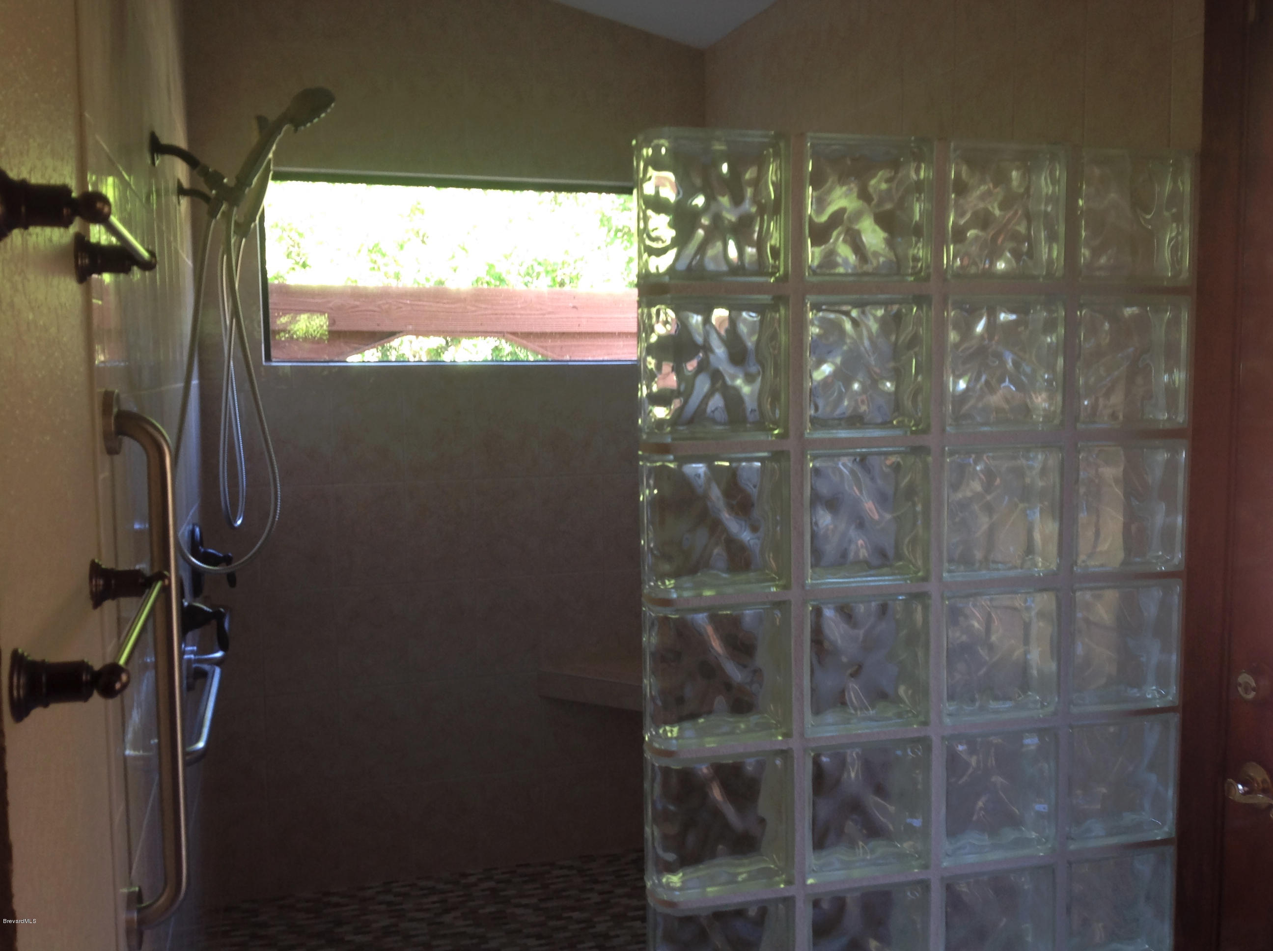3445 Lionel Road Mims, FL 32754 - Photo 12 of 29 Zero entry shower