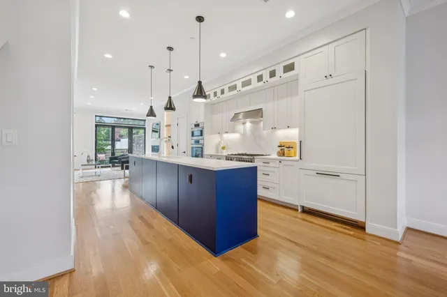 $1,950,000 | 1325 D Street Southeast, Washington, DC 20003