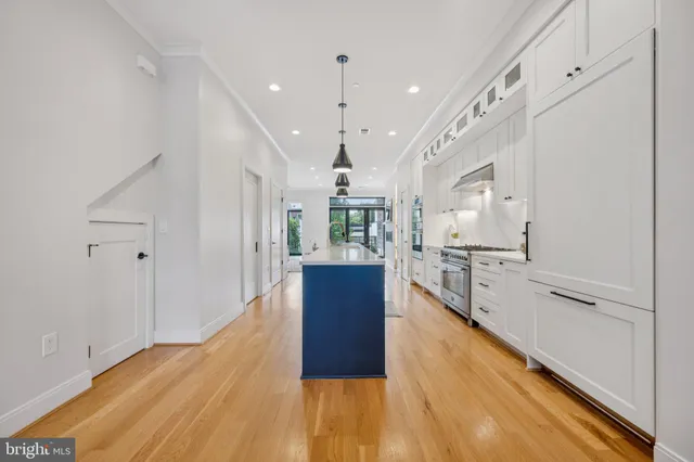 $1,950,000 | 1325 D Street Southeast, Washington, DC 20003