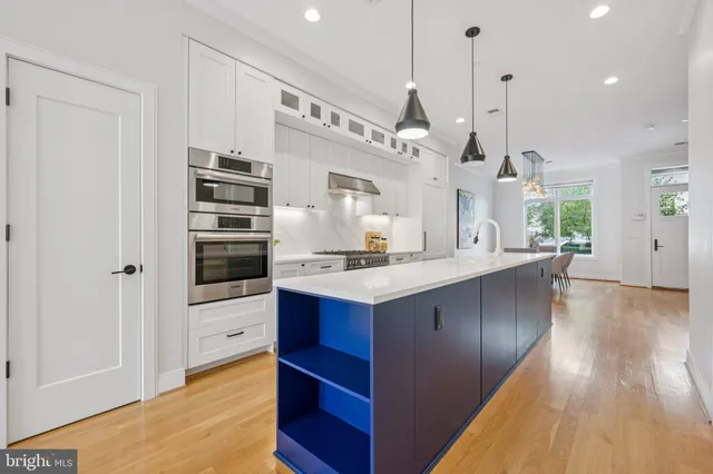 $1,950,000 | 1325 D Street Southeast, Washington, DC 20003