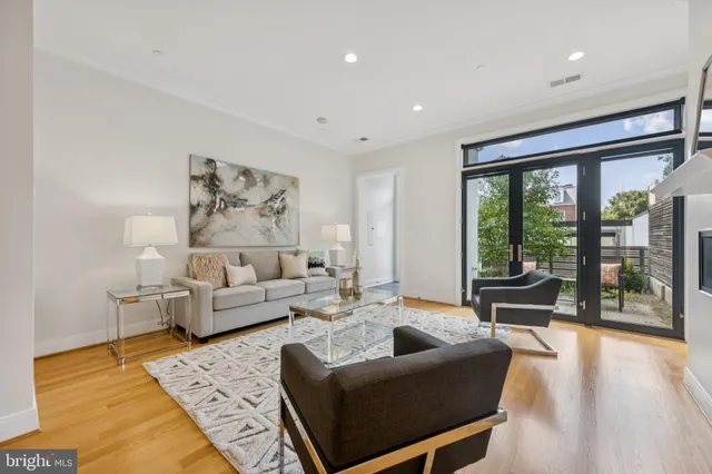 $1,950,000 | 1325 D Street Southeast, Washington, DC 20003