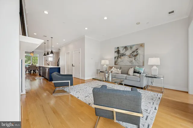 $1,950,000 | 1325 D Street Southeast, Washington, DC 20003