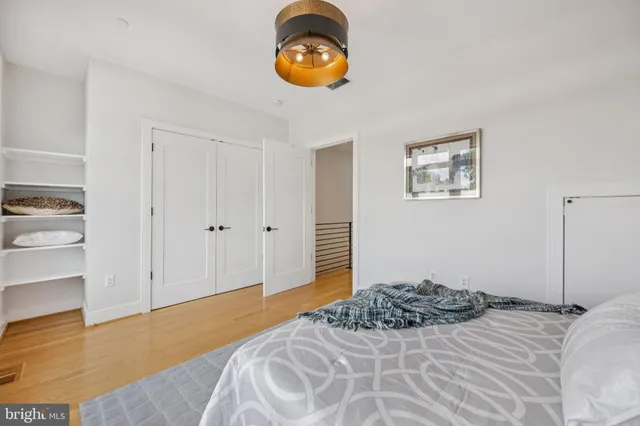 $1,950,000 | 1325 D Street Southeast, Washington, DC 20003