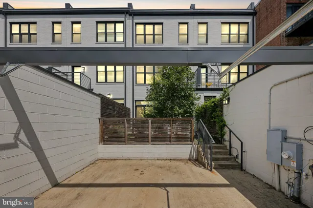 $1,950,000 | 1325 D Street Southeast, Washington, DC 20003