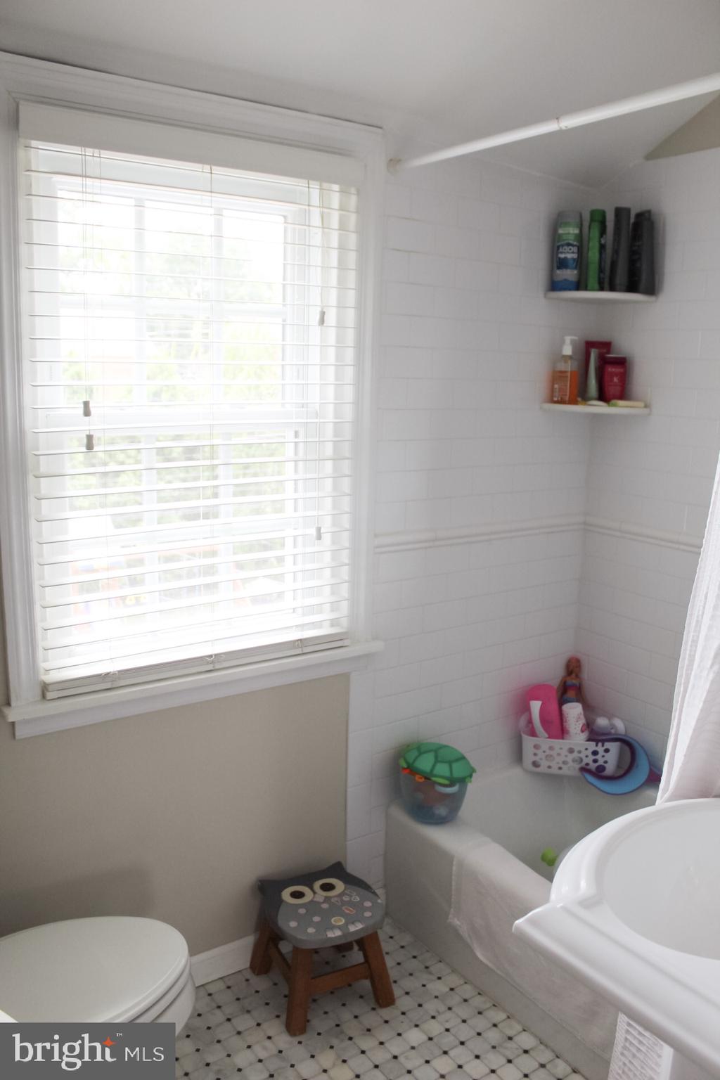 5 Annabella Avenue Havertown, PA 19083 - Photo 21 of 27