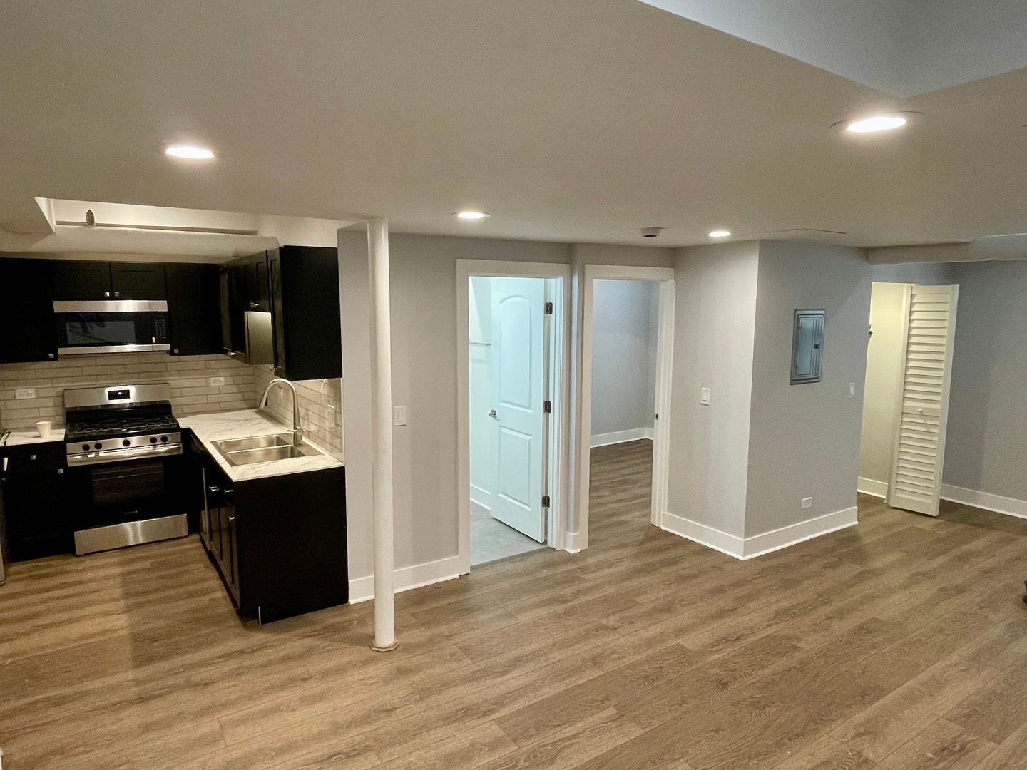 5010 North Springfield Avenue, Unit G Chicago, IL 60625 - Photo 3 of 5