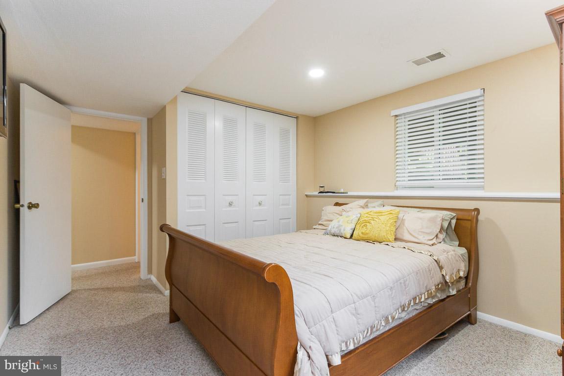 8058 Athena Street Springfield, VA 22153 - Photo 23 of 29 5th bedroom - lower level