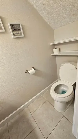 a close view of sink and tap