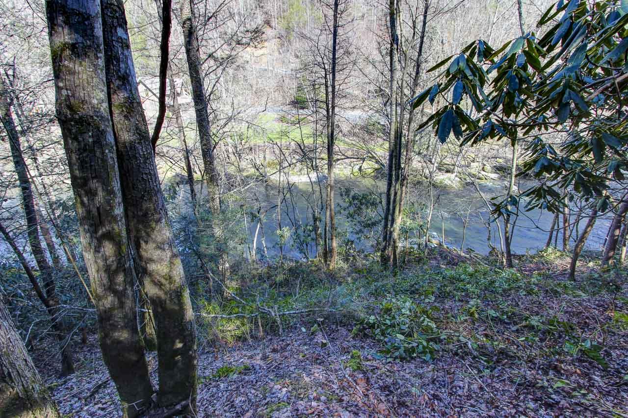 L17 Riversong Way Sevierville, TN 37876 - Photo 6 of 12 06