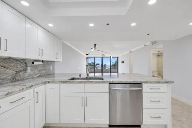 $995,000 | 3450 South Ocean Boulevard, Unit 401, Highland Beach, FL 33487