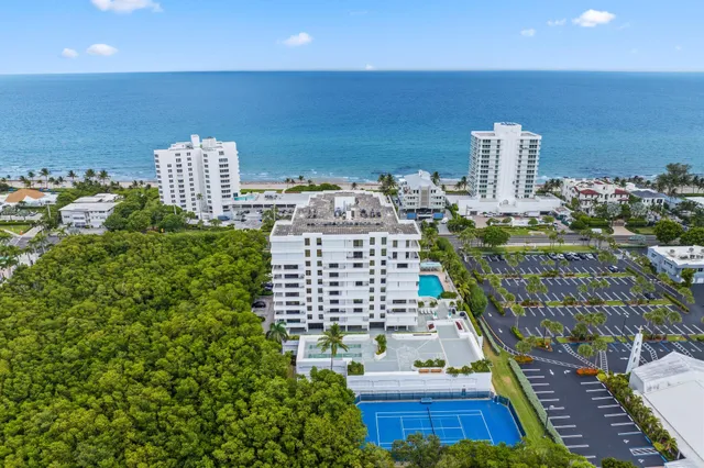$995,000 | 3450 South Ocean Boulevard, Unit 401, Highland Beach, FL 33487