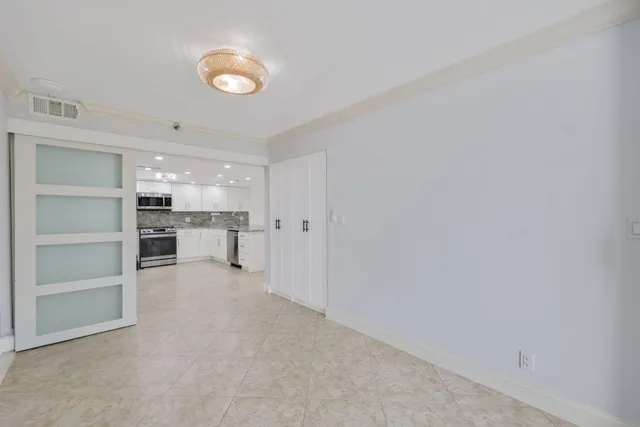 $995,000 | 3450 South Ocean Boulevard, Unit 401, Highland Beach, FL 33487