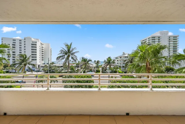 $995,000 | 3450 South Ocean Boulevard, Unit 401, Highland Beach, FL 33487
