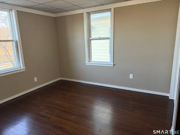 $2,800 | 1566 North Avenue, Bridgeport, CT 06604