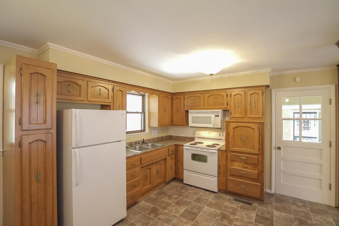 414 Jordan Road Clarksville, TN 37042 - Photo 5 of 16 Gallery Image 5