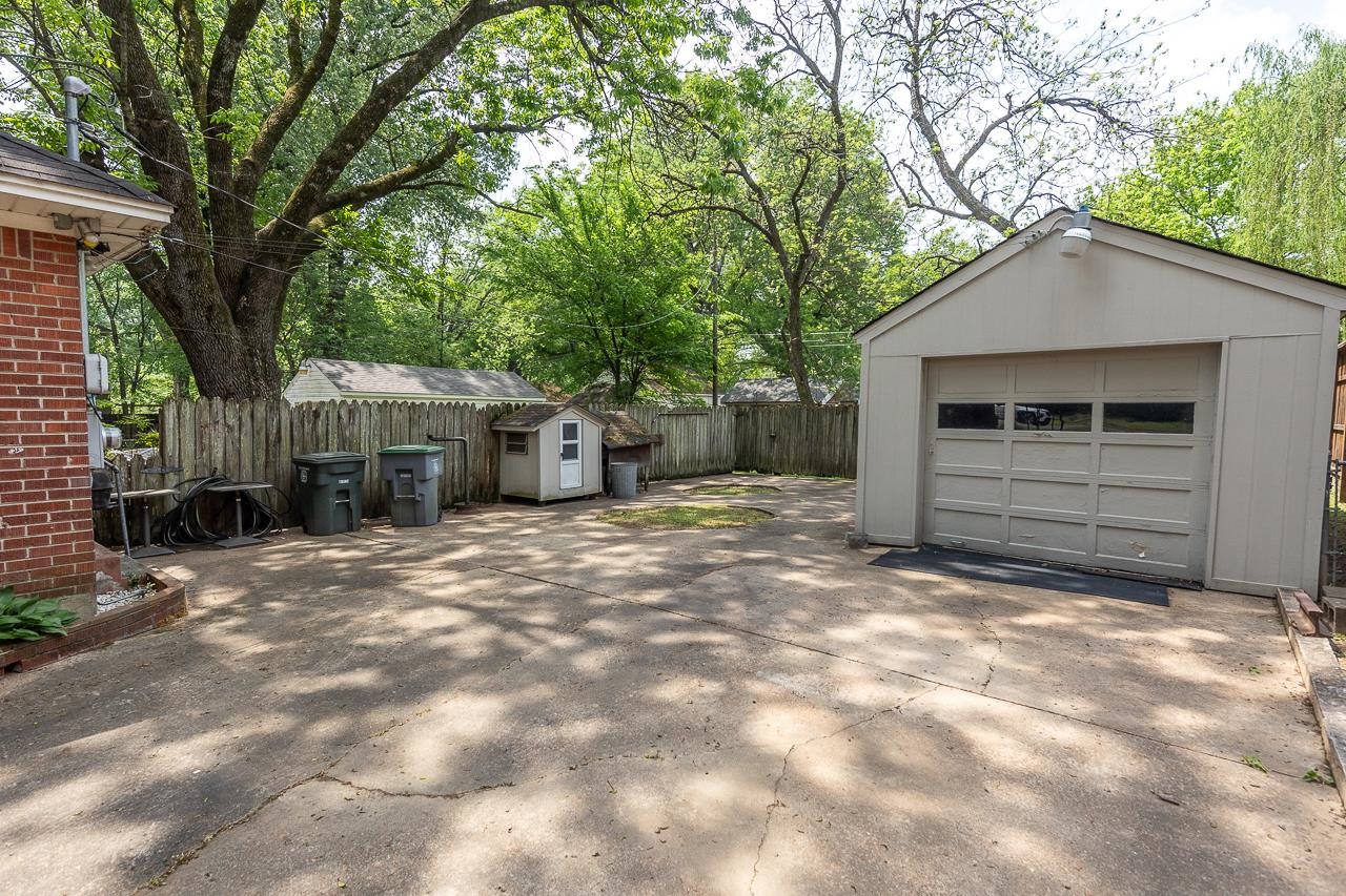 757 Moss Road Memphis, TN 38117 - Photo 21 of 30 Gallery Image 21