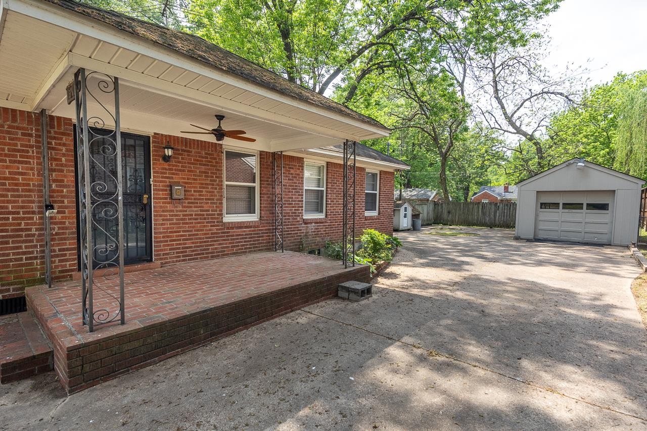 757 Moss Road Memphis, TN 38117 - Photo 5 of 30 Gallery Image 5