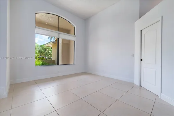 $5,500 | 1051 Woodfall Court, Weston, FL 33326