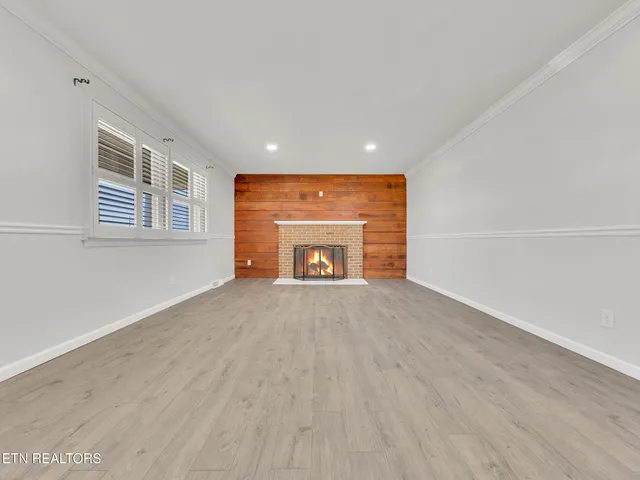 $325,000 | 119 Colonial Heights, La Follette, TN 37766