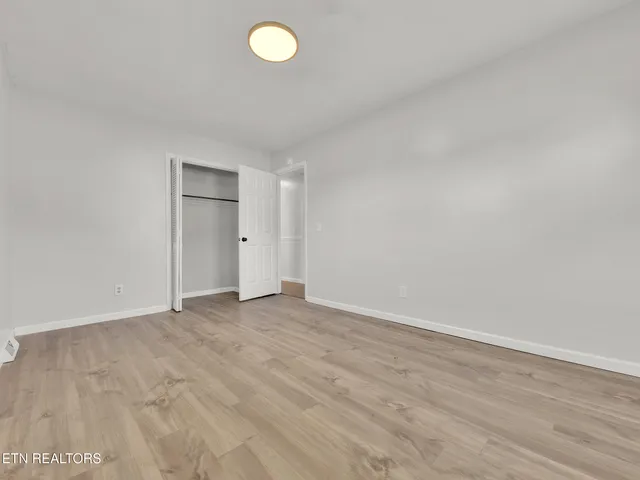 $325,000 | 119 Colonial Heights, La Follette, TN 37766