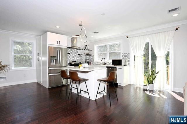 27 West Street Closter, NJ 07624 - Photo 3 of 42