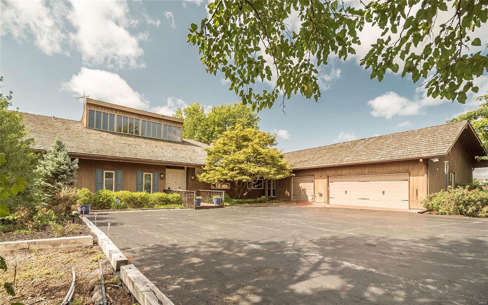11604 Ladue Road St. Louis, MO 63141 - Photo 8 of 8 Gallery Image 8