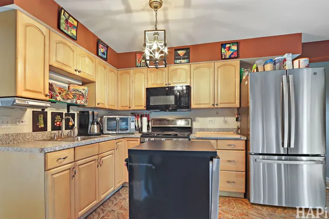 $495,000 | 2176 North Westmoreland Drive, Palatine, IL 60074