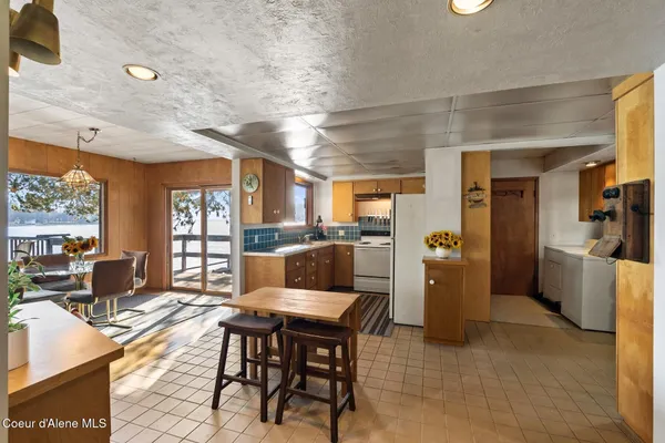 $1,395,000 | 125 South Smith Creek, Sandpoint, ID 83864