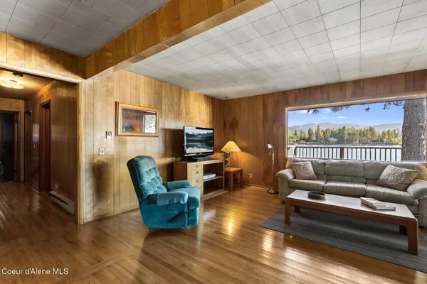 $1,395,000 | 125 South Smith Creek, Sandpoint, ID 83864