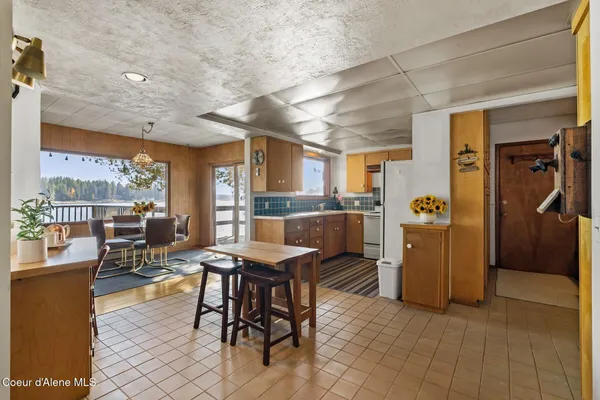 $1,395,000 | 125 South Smith Creek, Sandpoint, ID 83864