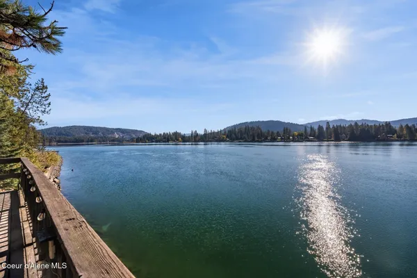 $1,395,000 | 125 South Smith Creek, Sandpoint, ID 83864