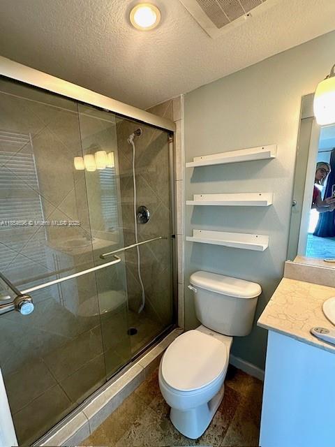 7600 Collins Avenue, Unit 608 Miami Beach, FL 33141 - Photo 13 of 17