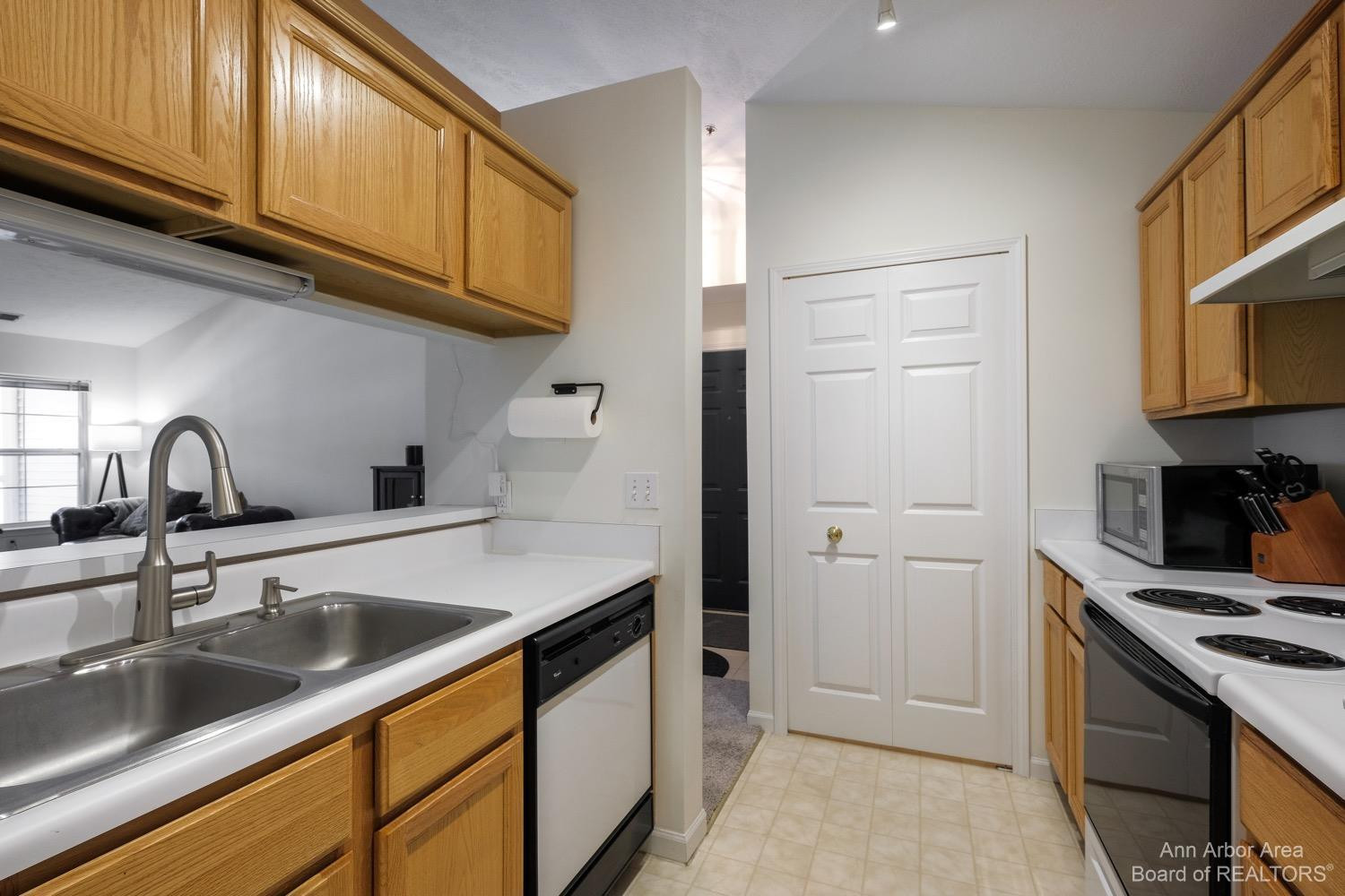 4315 Inverness Street Dexter, MI 48130 - Photo 13 of 30 Photo 13