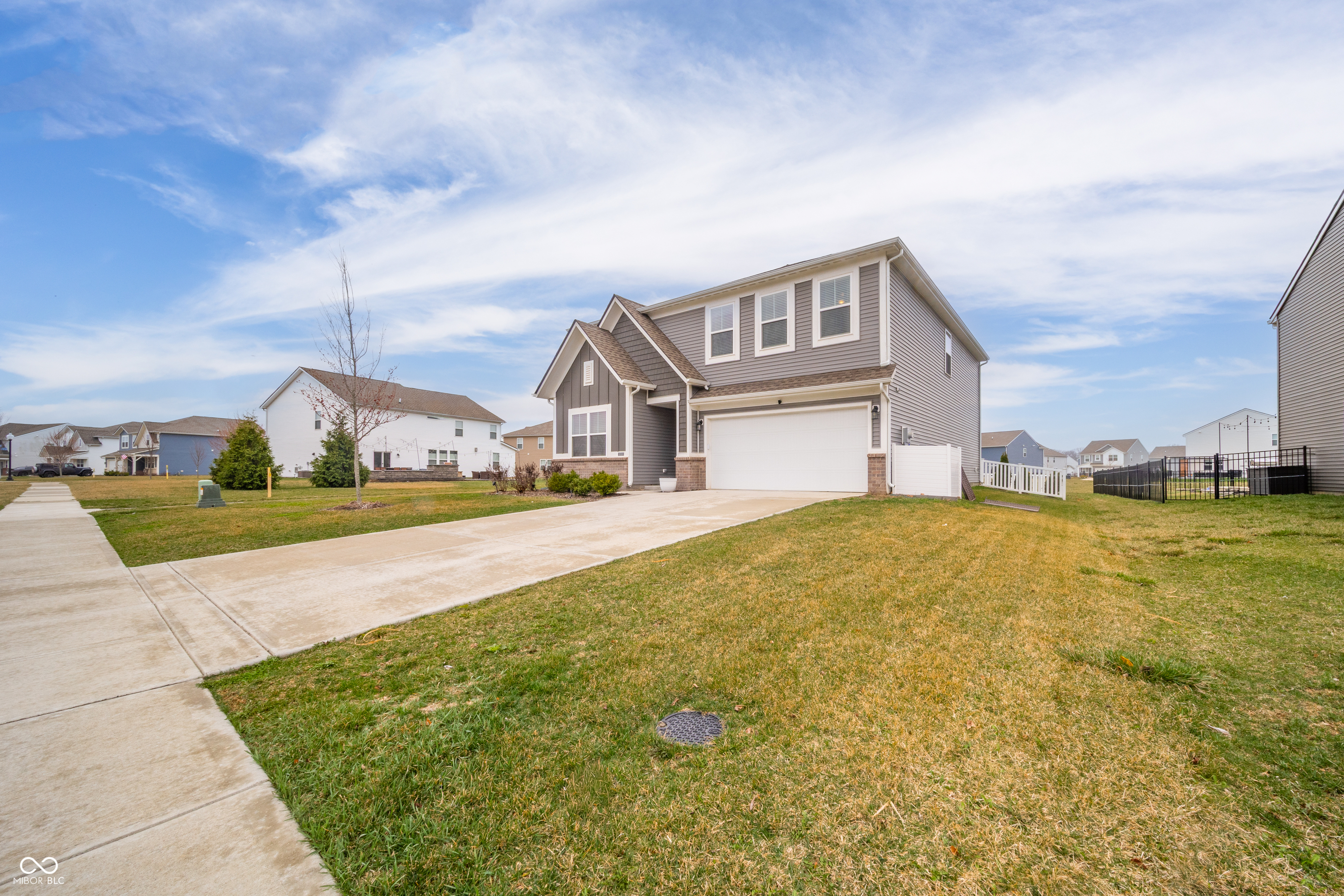 8709 Winton Place Pendleton, IN 46064 - Photo 3 of 44