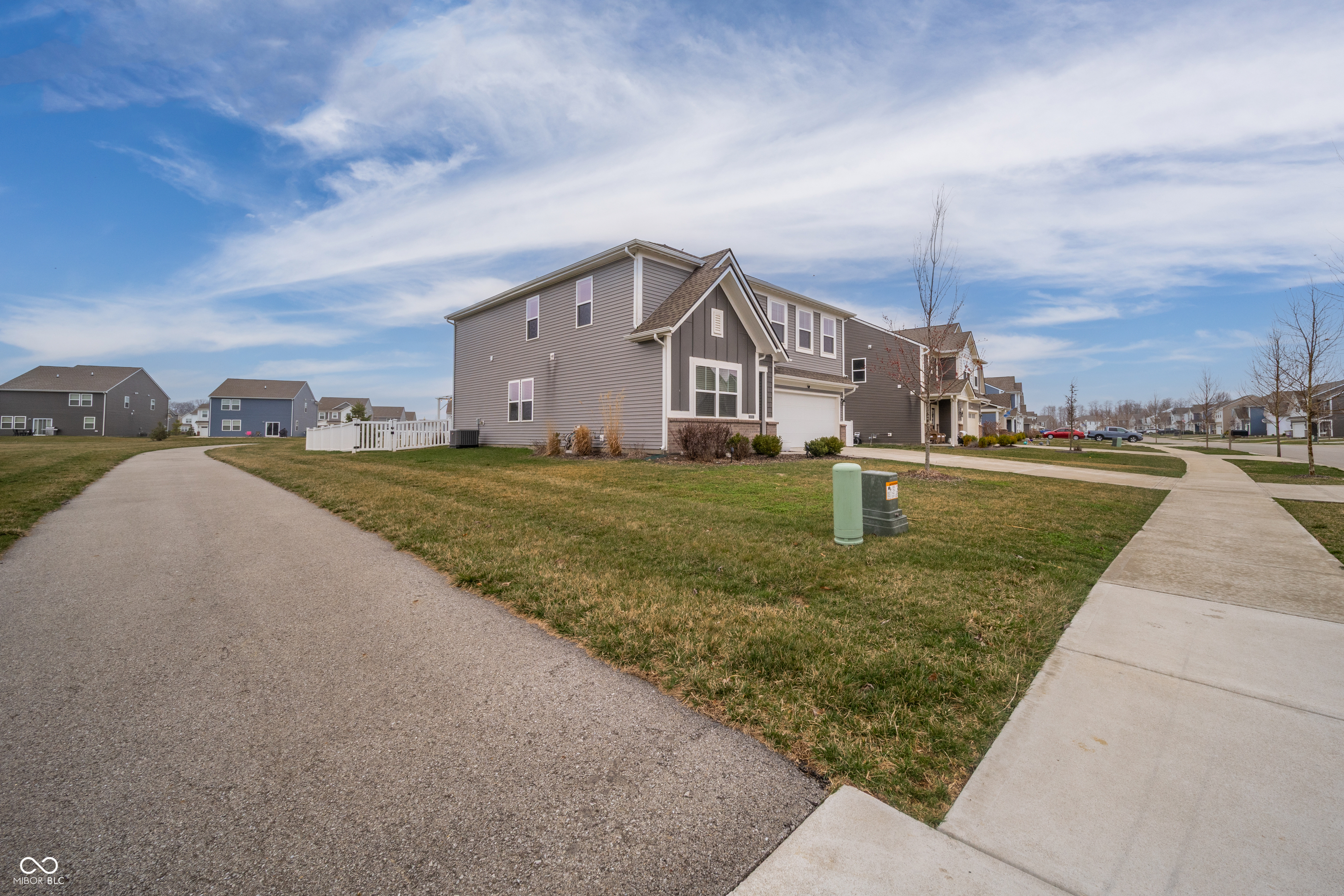 8709 Winton Place Pendleton, IN 46064 - Photo 4 of 44