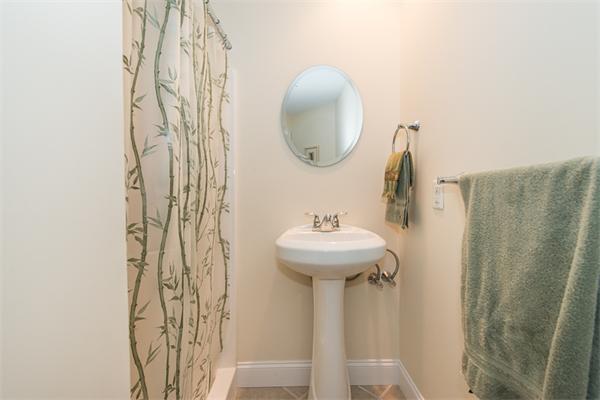 437 Winnacunnet Road, Unit 302 Hampton, NH 03842 - Photo 19 of 23 Gallery Image 19
