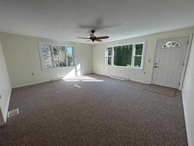 $3,100 | 131 Portsmouth Avenue, Stratham, NH 03885