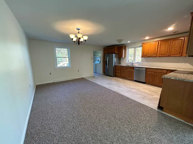 $3,100 | 131 Portsmouth Avenue, Stratham, NH 03885