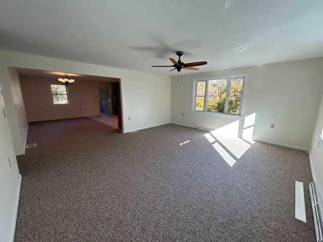 $3,100 | 131 Portsmouth Avenue, Stratham, NH 03885