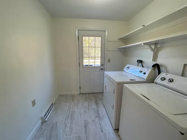 $3,100 | 131 Portsmouth Avenue, Stratham, NH 03885