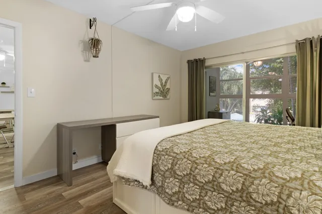 $250,000 | 1481 South Ocean Boulevard, Unit 208E, Lauderdale-by-the-Sea, FL 33062